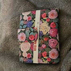 Buxton Wallet. Floral Design. NWT
